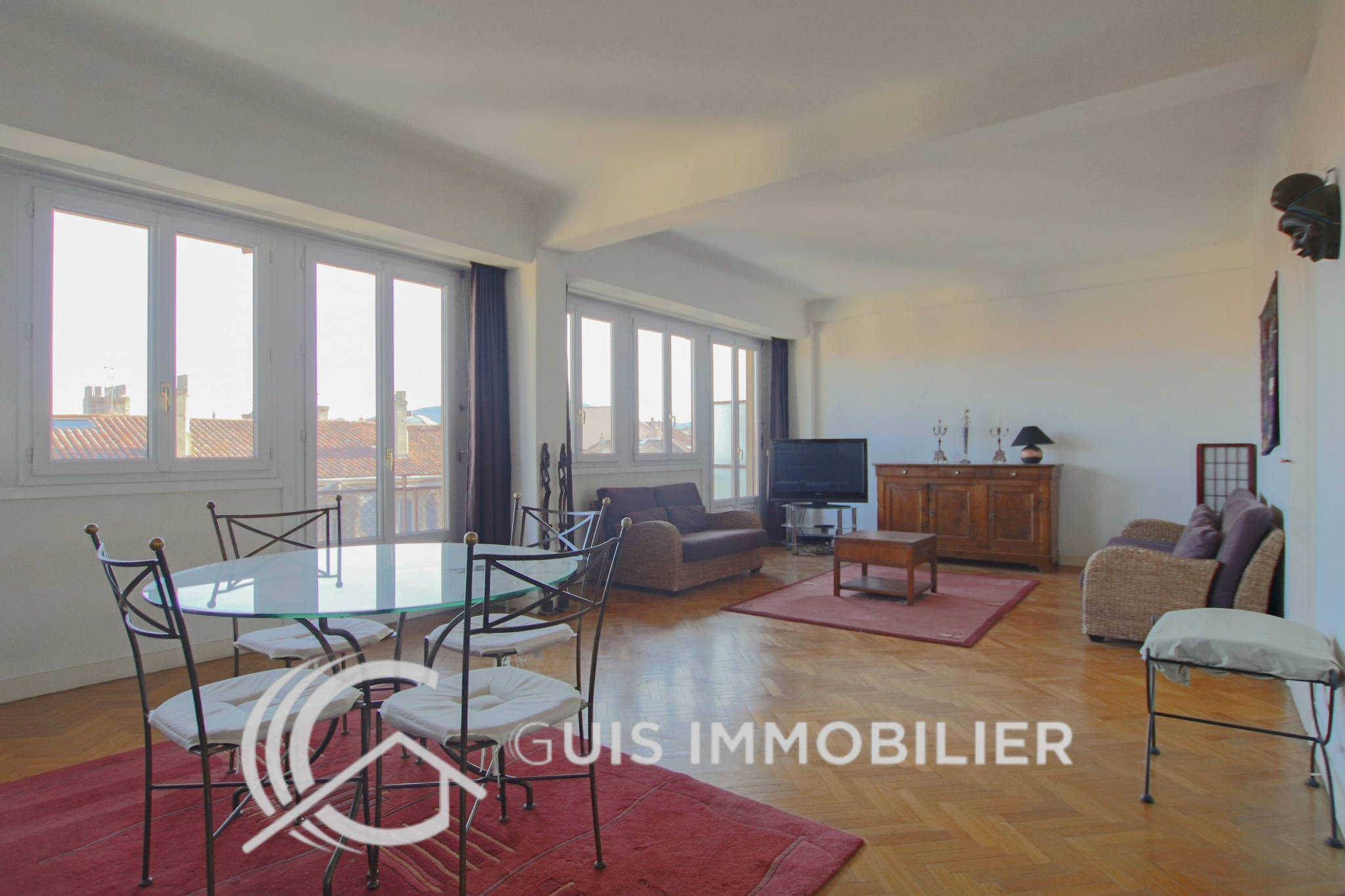 Vente Appartement 105m² 4 Pièces à Marseille (13000) - Guis Immobilier